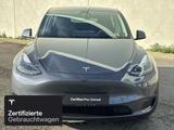 Tesla Model Y Long Range AWD - silberne Tesla Model Y