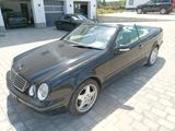 Mercedes-Benz CLK 320 ELEGANCE Elegance - gebrauchte Mercedes-Benz CLK 320 aus dem Jahr 2000
