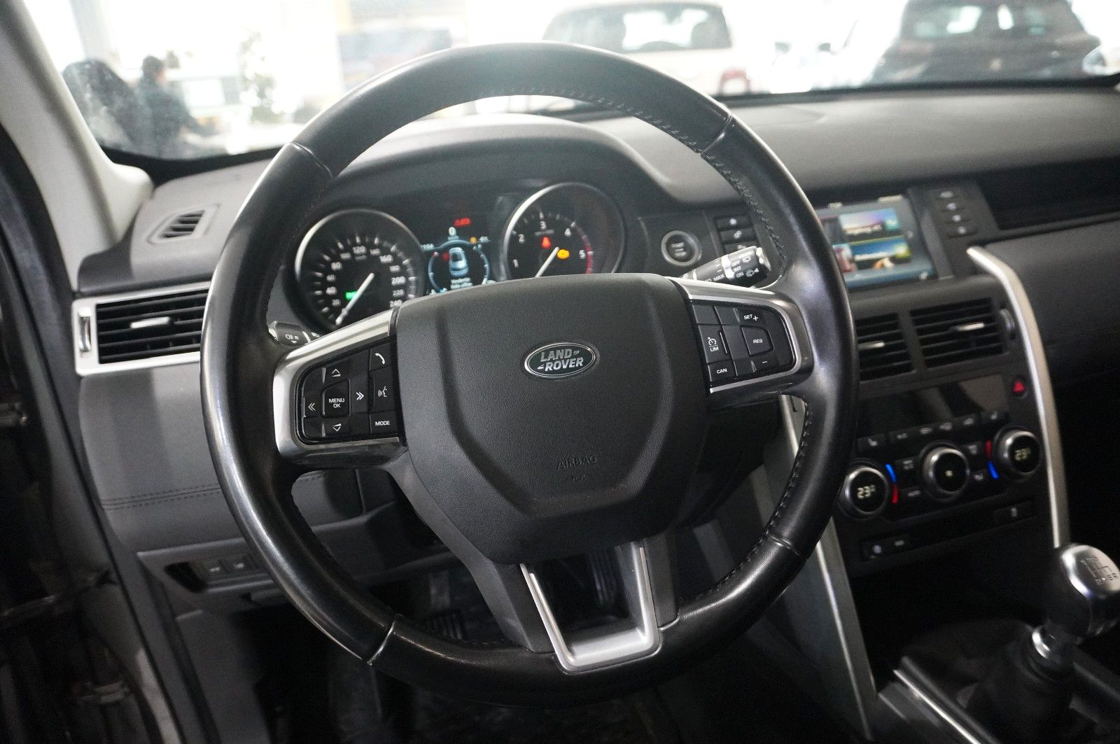 Fahrzeugabbildung Land Rover Discovery Sport 2.0D PURE NAVI/LED/SHZ/PDC/SPORT