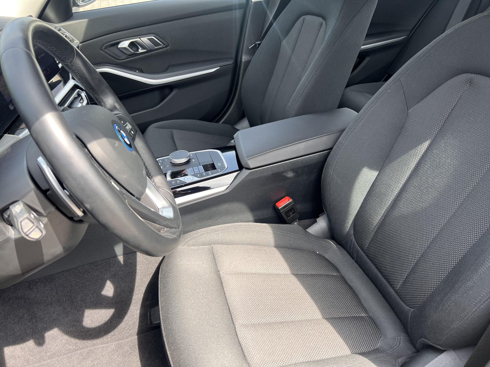 BMW 320e Touring DAB LED Tempomat Parkassistent Shz foto 9