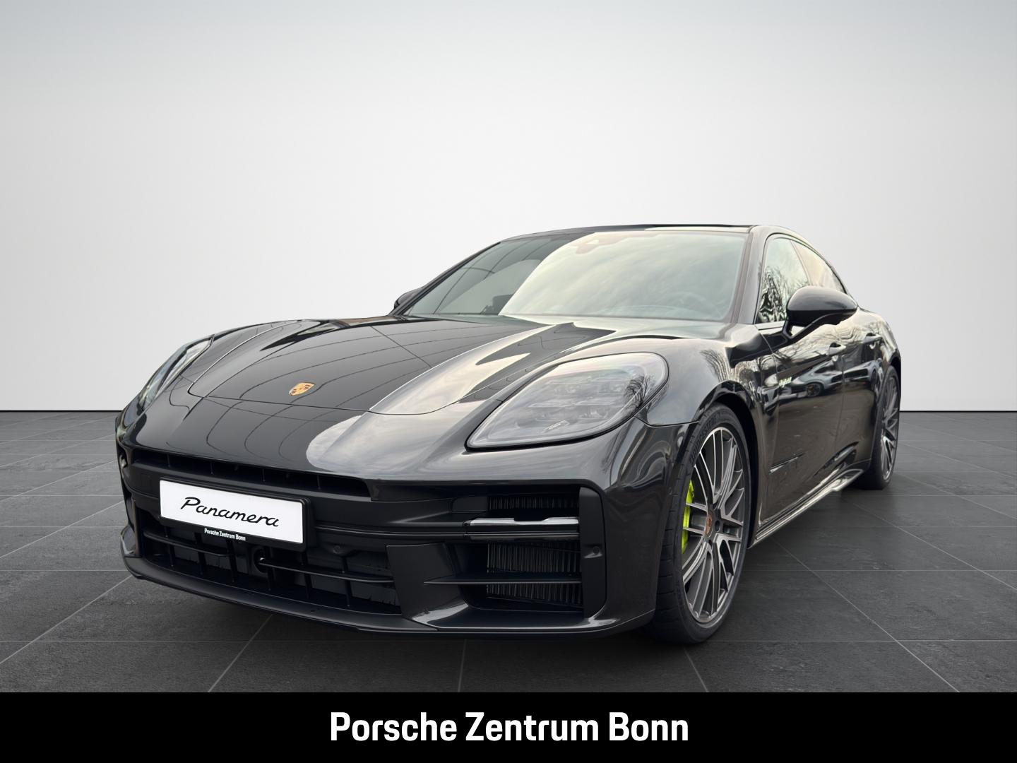 Porsche Panamera 4 E-Hybrid HA-Lenkung InnoDrive Head-Up