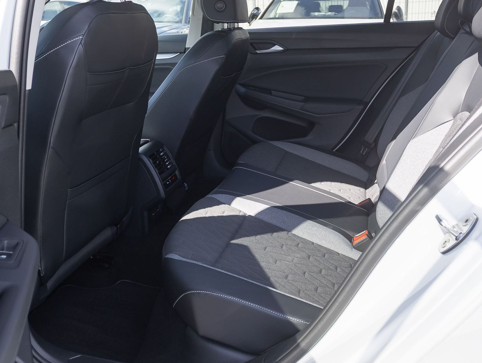 Volkswagen Golf - Bild 28