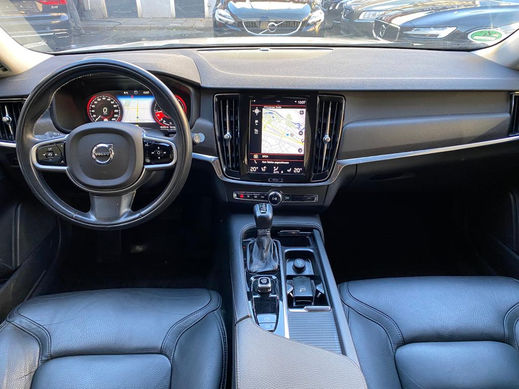 Volvo V90 Cross Country