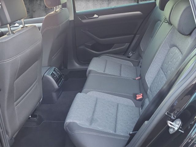 Passat Variant 2.0TDI Business R-Line AHK