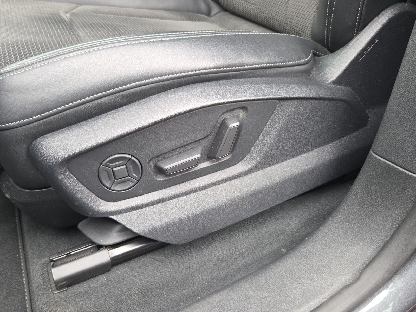 Audi Q8 - Bild 15