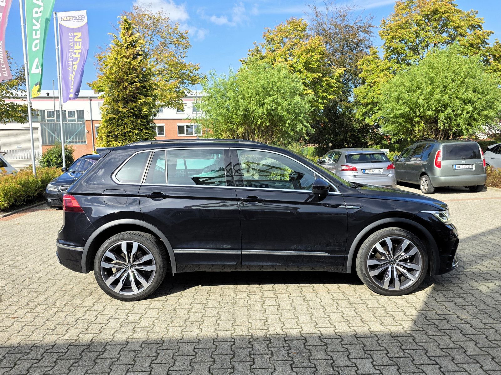 Volkswagen Tiguan R-Line 4Motion IQ-LED Matrix H&K Panorama foto 4