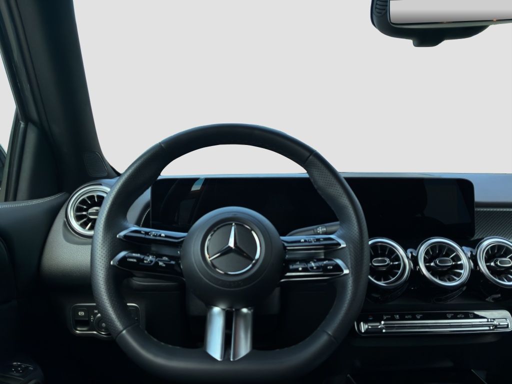 Fahrzeugabbildung Mercedes-Benz GLB 200 d AMG*Night*KeyLes*DISTRONIC*PDC*RFK*AHK