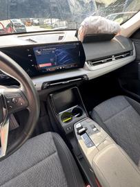 2024 BMW IX1 — миниатюра 11