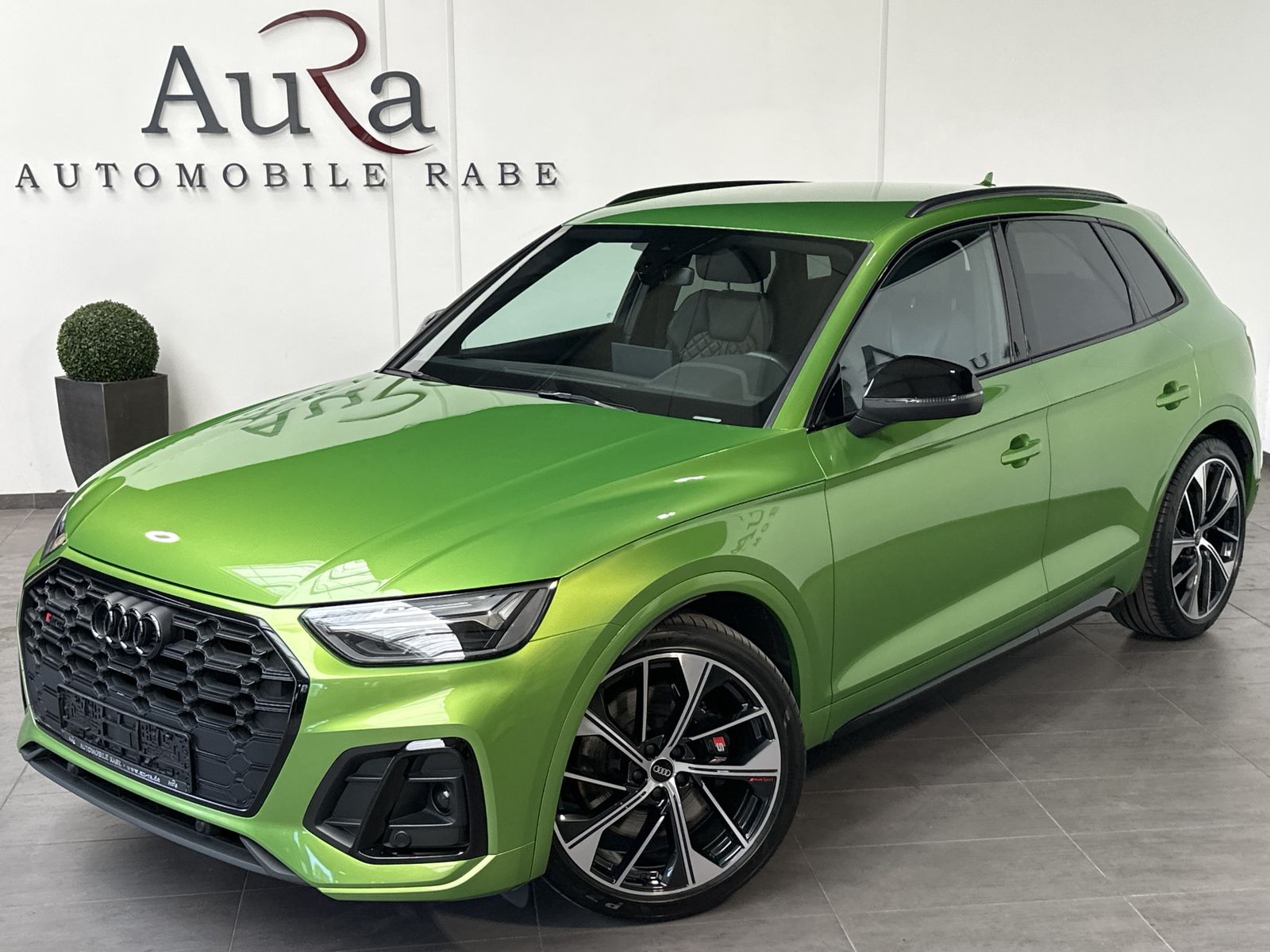 Fahrzeugabbildung Audi SQ5 Black NAV+LED+KAMERA+LUFTFEDERUNG+21ZOLL+VC