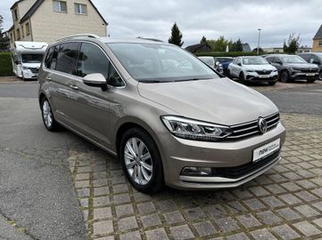 Fotografie des VW Touran (5T1)