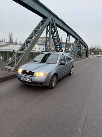 Skoda Fabia Auto billig mit Tüv