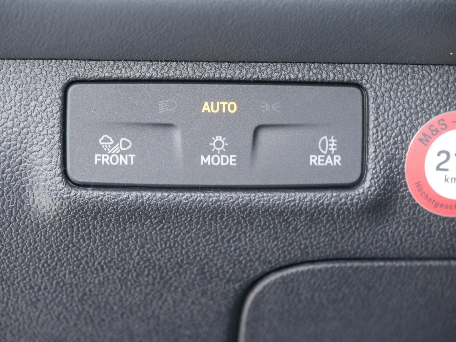 Volkswagen T-Roc - Bild 13