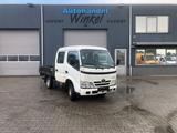 Toyota Dyna 100 3.0 D-4D - Toyota Dyna