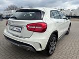 Mercedes-Benz GLA 200  AMG LINE / Automatik / PDC / XENON - Mercedes-Benz GLA-Klasse AMG-Line