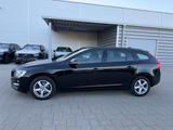 Volvo V60 D4 AWD Geartronic Linje Business Linje B... - Volvo V60: Linje Business