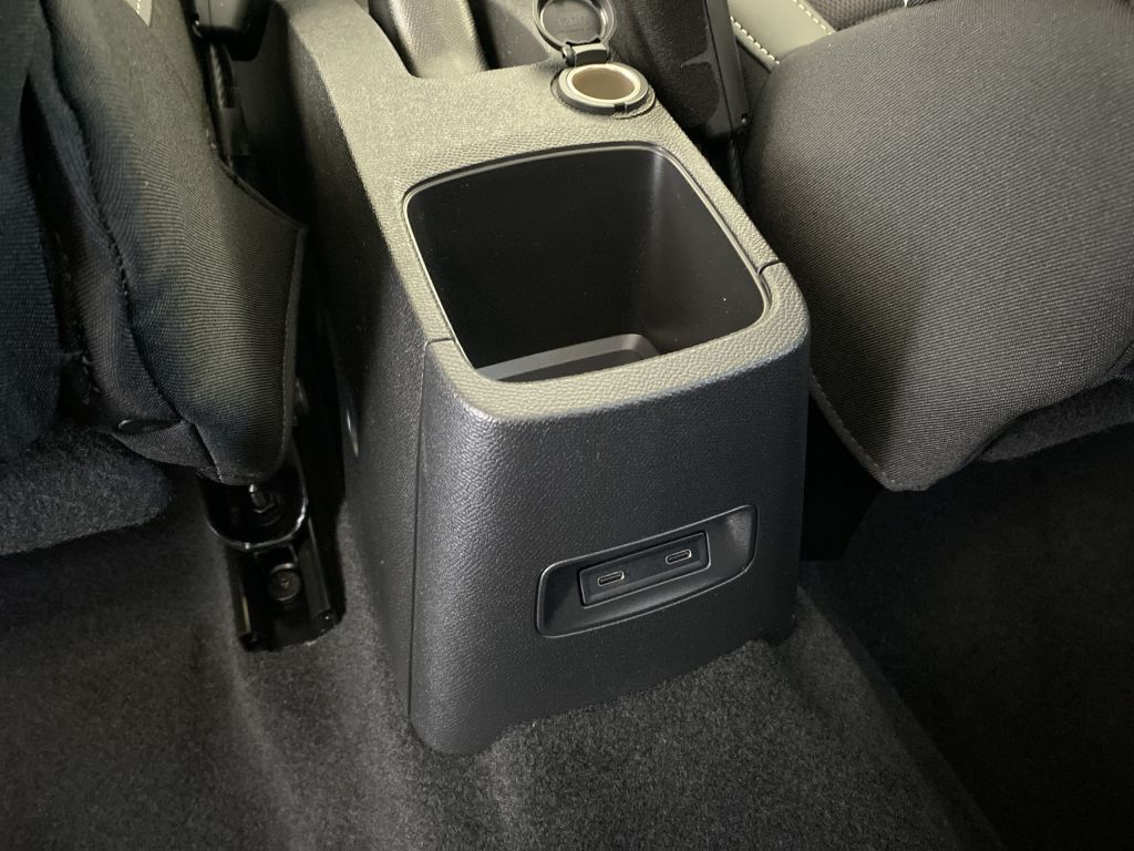 Fahrzeugabbildung Citroën C3 Aircross Turbo 100 PLUS *Allwetterr.*Sitzh.*