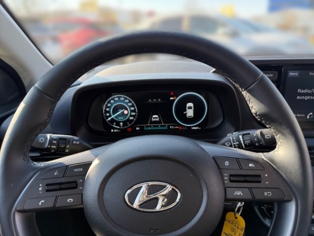 Fahrzeugabbildung Hyundai i20 Essential 1.2 +CARPLAY+TEMPOMAT+SHZ+RFK+KLIM