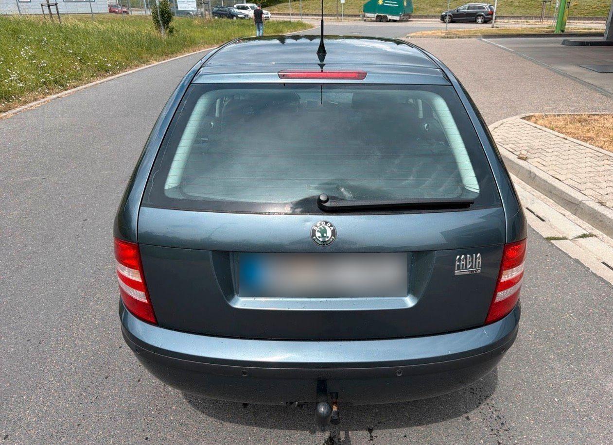 Skoda Fabia 2006 — photo 9