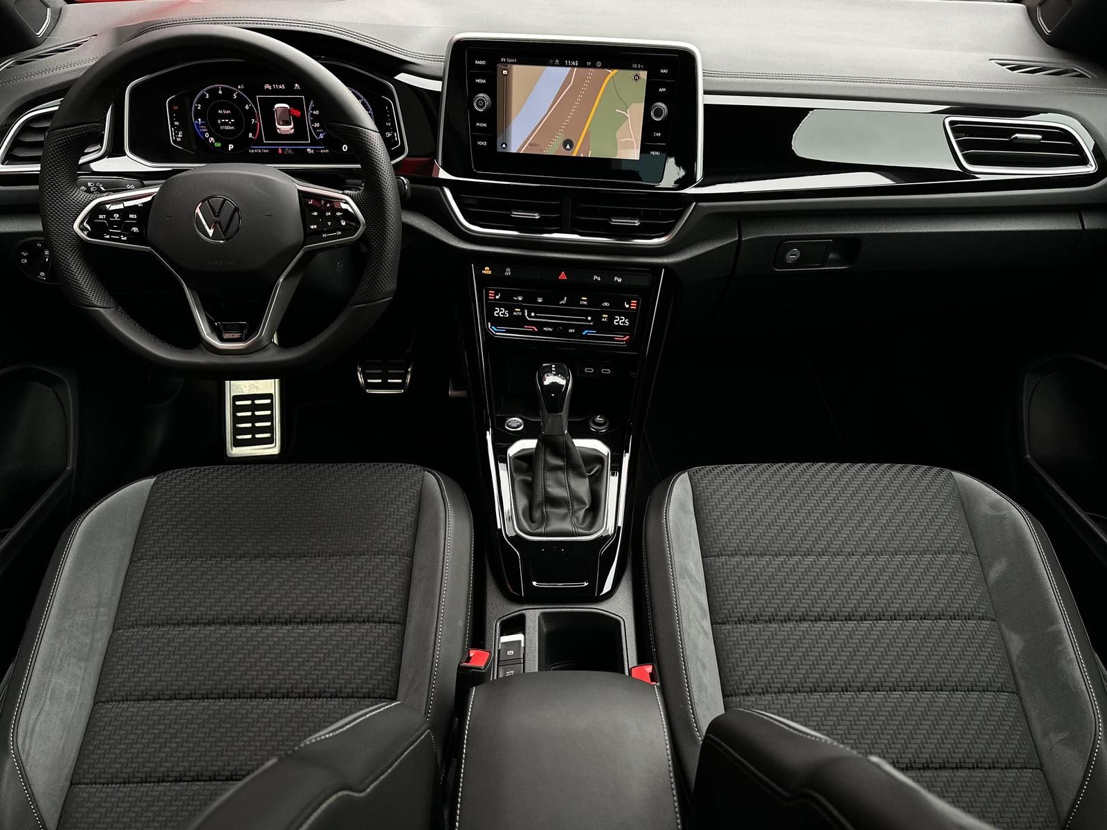 VW T-Roc Cabriolet 1.5TSI R LINE *IQLIGHT#AHK#SHZ - Image 12