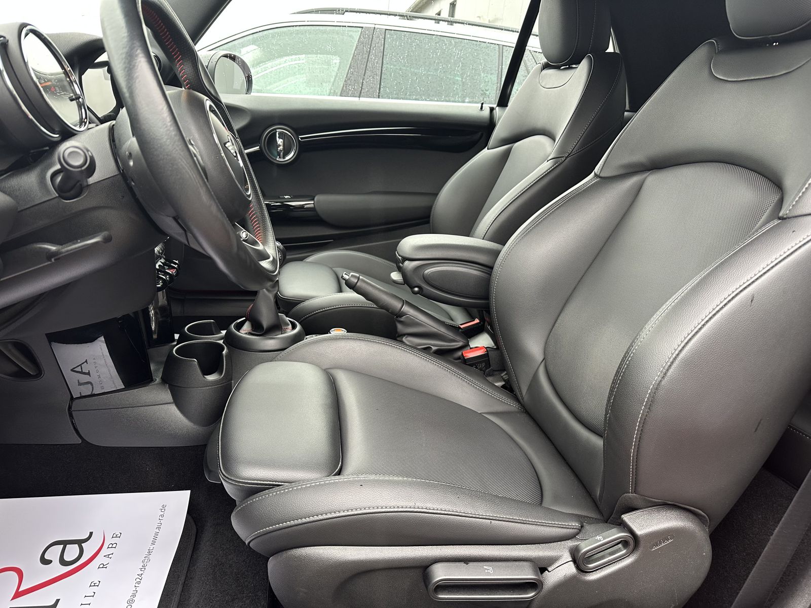 Fahrzeugabbildung MINI Cooper S Cabrio JCW NAV+LED+HARMAN-KARDON+17ZOLL