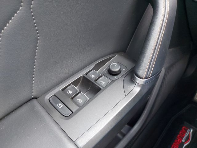 Leon e-HYBRID *Navi*LED*ACC*Apple CarPlay Androi