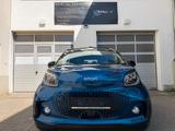 Smart ForTwo Cabrio, PDC,SHZ,Kamera,LED,Tempomat,22KW - mit Elektro-Antrieb: Cabrio