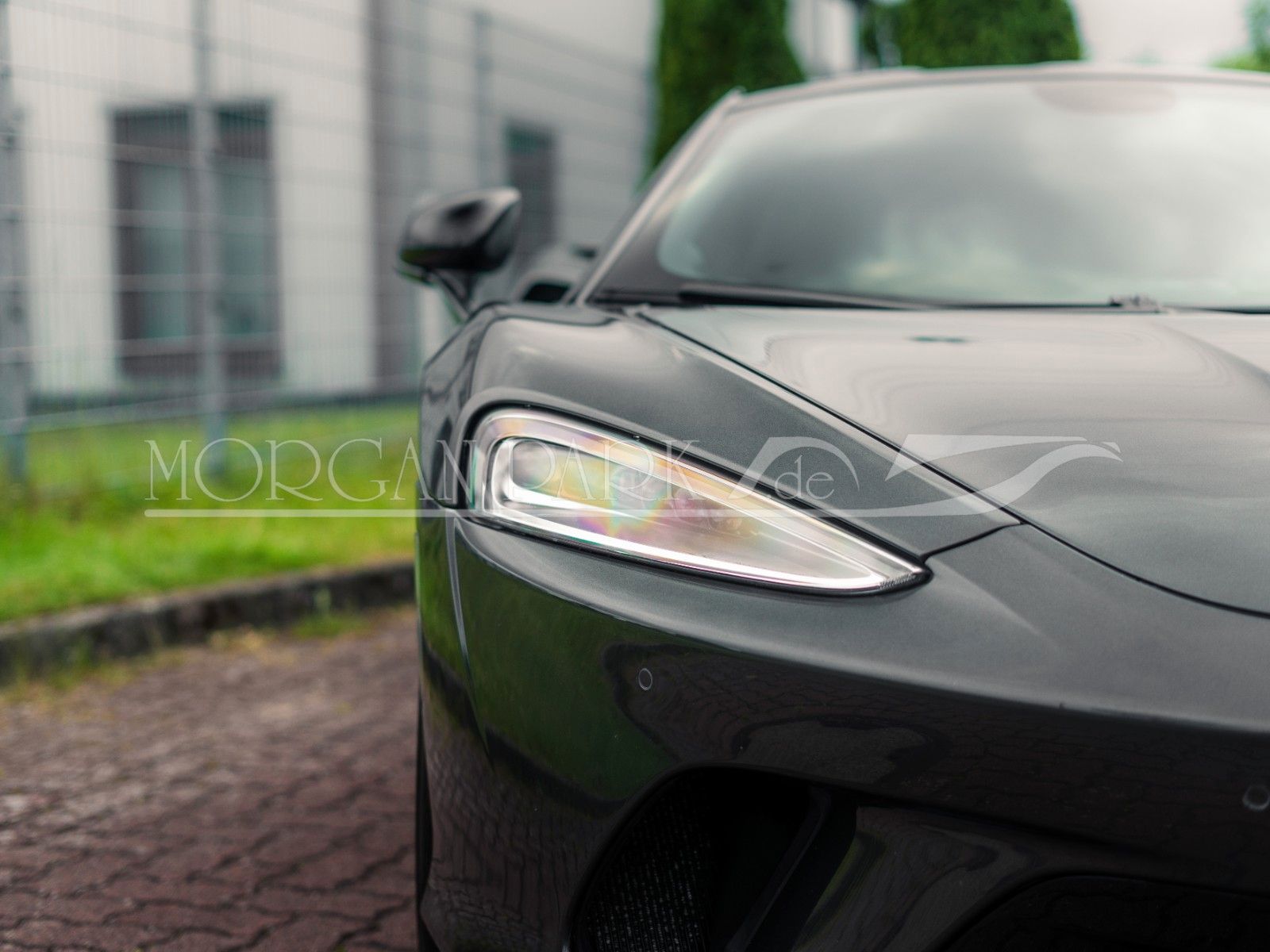 Fahrzeugabbildung McLaren GT *Storm Grey Metallic* + MwSt. + Sportauspuff