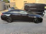 Mercedes-Benz C 63 AMG Performance Abgasanlage / 19 Zoll OZ Le - Mercedes-Benz C 63 AMG: Schwarz, Limousine