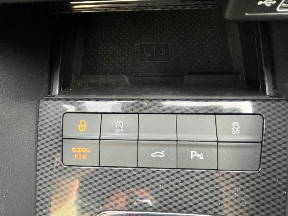 Skoda Octavia Combi RS 245/LED/DAB/ Tiefer!!!!