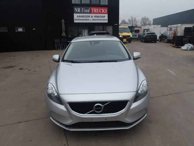 Volvo V40 (Stock ID 818)