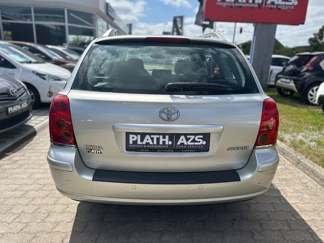 Toyota Avensis  Kombi 1.8 Sol