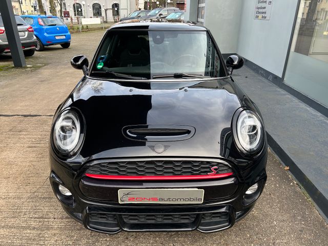 Fahrzeugabbildung MINI Cooper S John Cooper Works+Navi+18 Zoll+Panorama
