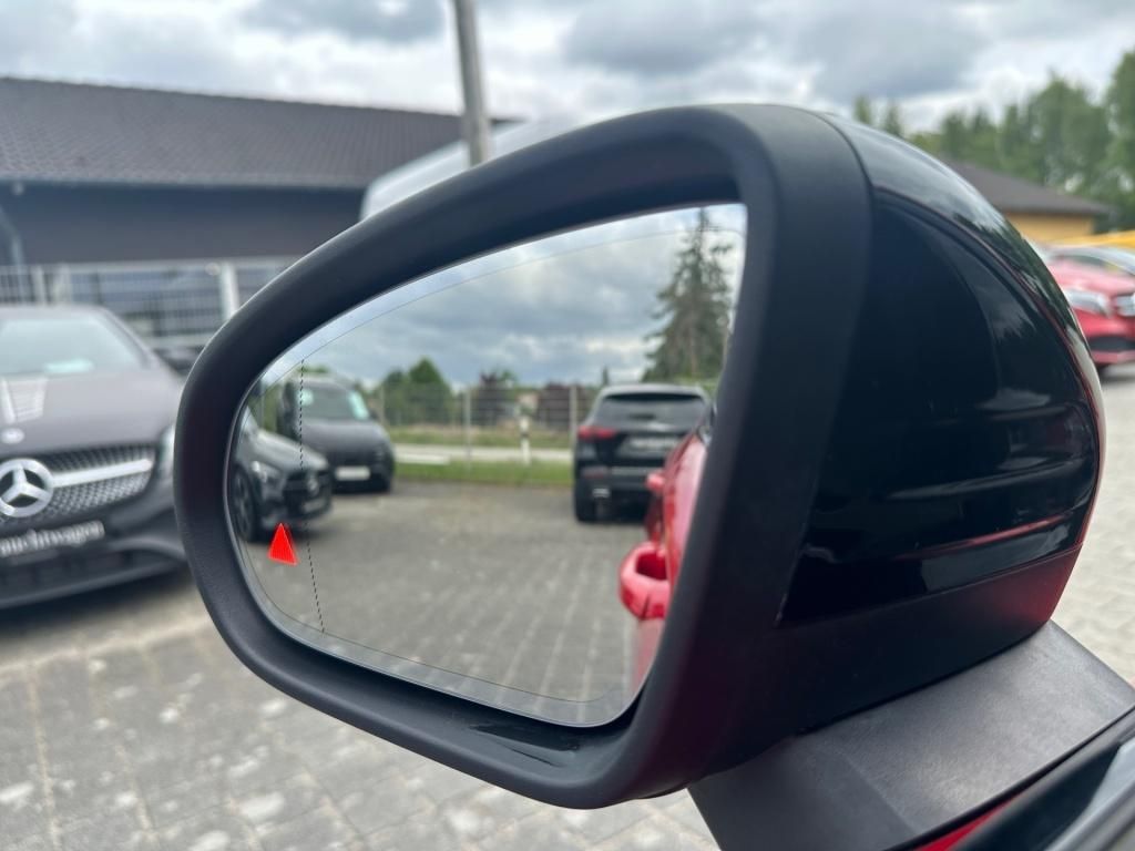 Fahrzeugabbildung Mercedes-Benz A 200 Night Totwi. Navi SHZ LED Ambie. RDK