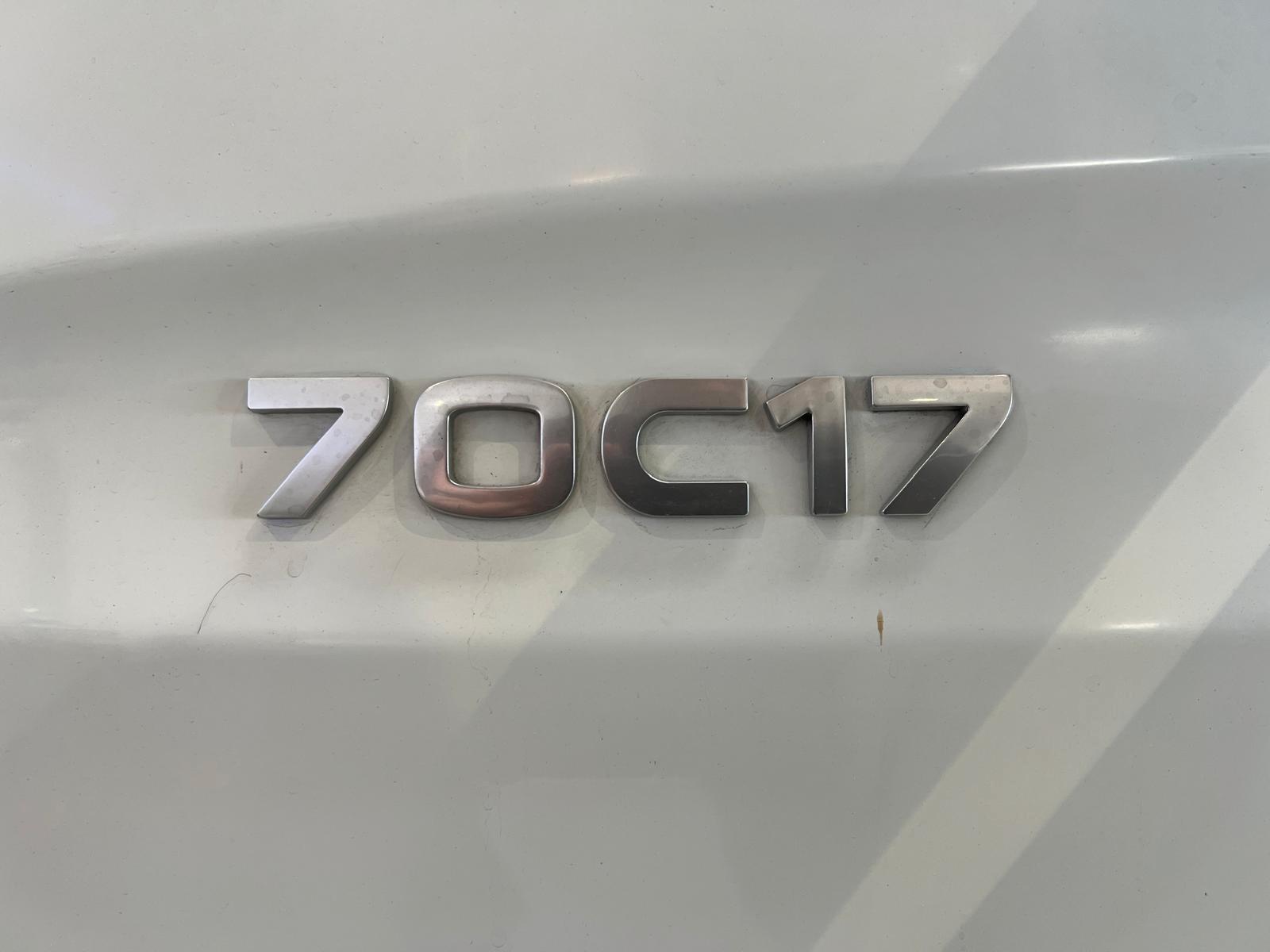 Iveco Daily 70c17 XXL Maxi Pritsche 5.200mm*Kran 1T*