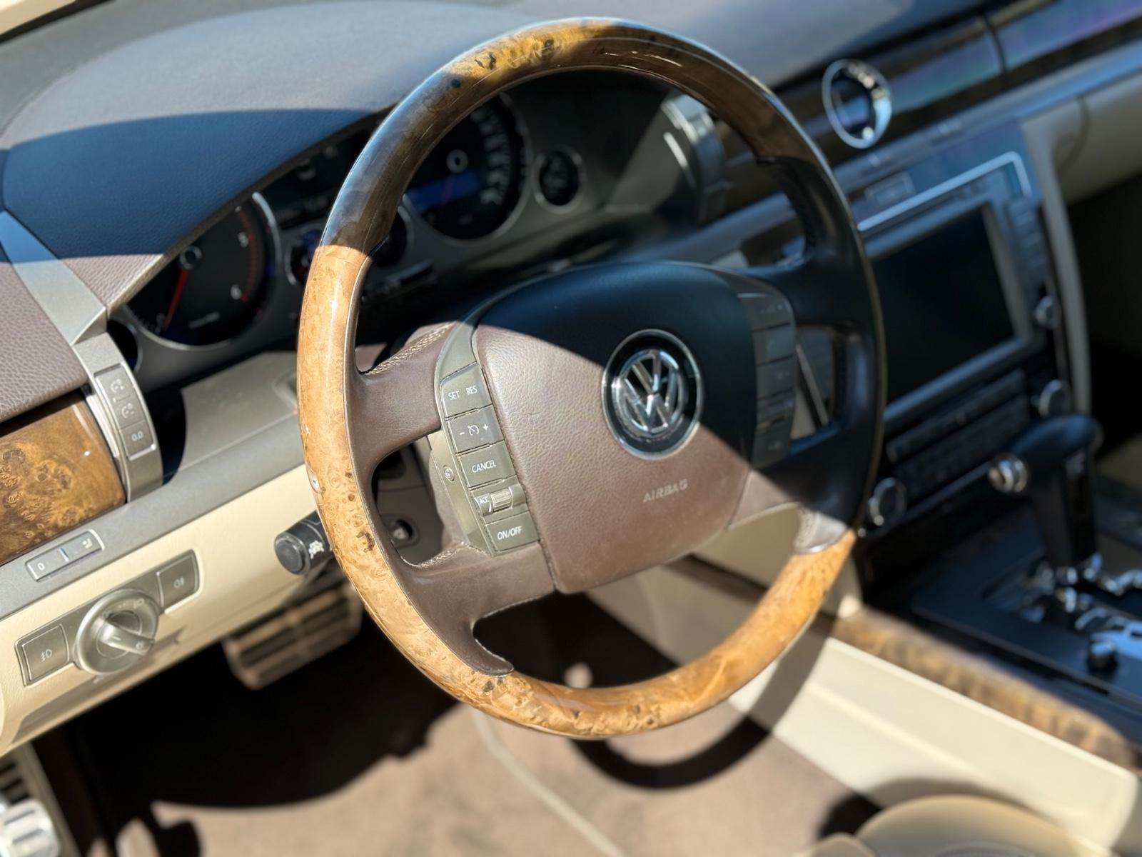 Volkswagen Phaeton / 4Motion /  Schiebedach / DYNAUDIO