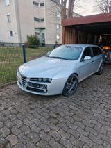 Alfa Romeo hallo verkaufe mein alfa romeo kombi tdi b... - gebrauchte Alfa Romeo 159 aus dem Jahr 2011