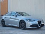 Alfa Romeo Giulia 2.2cc 190 CV AT8 Veloce - Alfa Romeo Giulia veloce mit Diesel-Antrieb