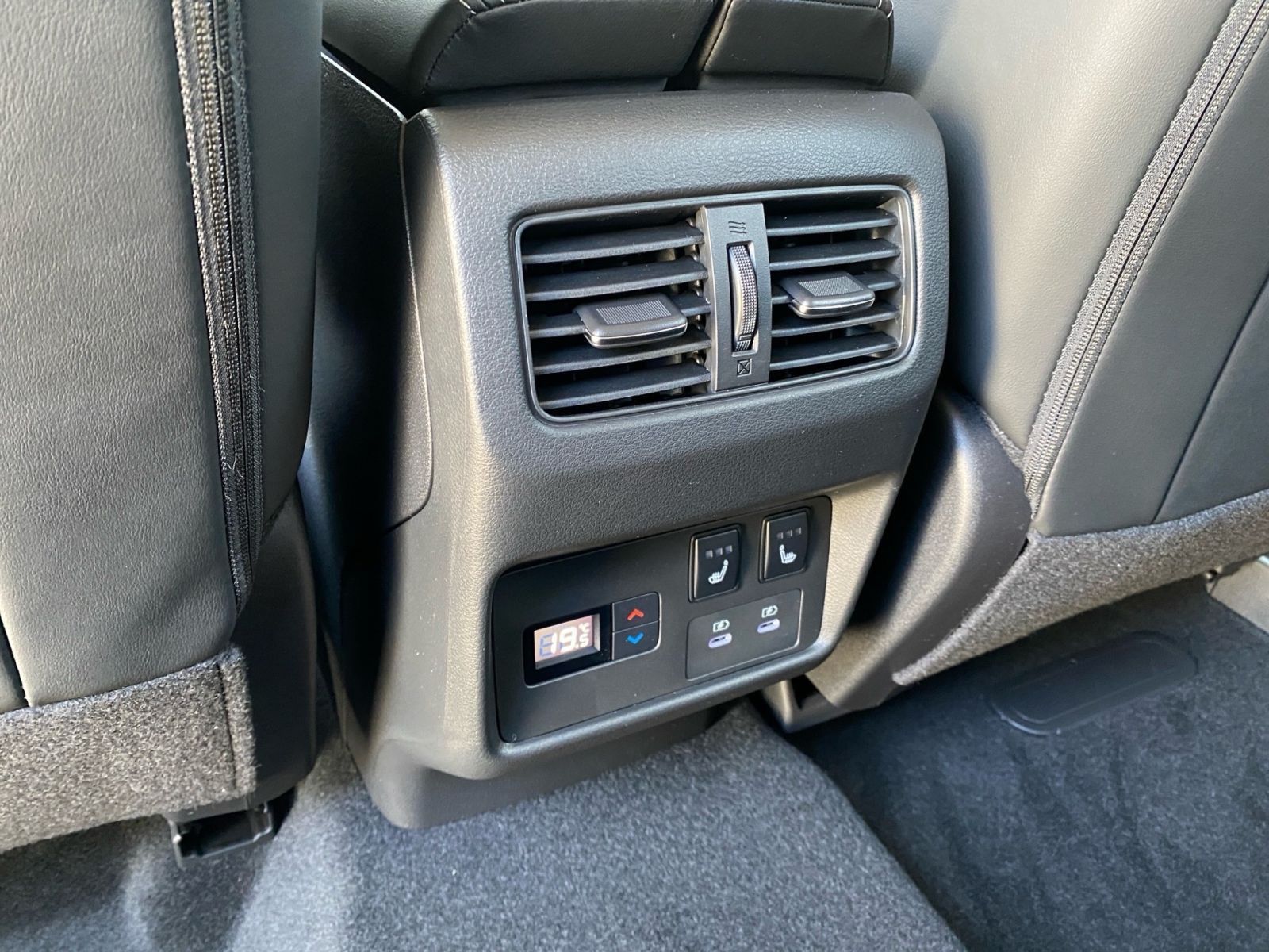 Fahrzeugabbildung Nissan X-Trail 1.5 VC-T e-Power Tekna+ e-4ORCE *20-Zoll