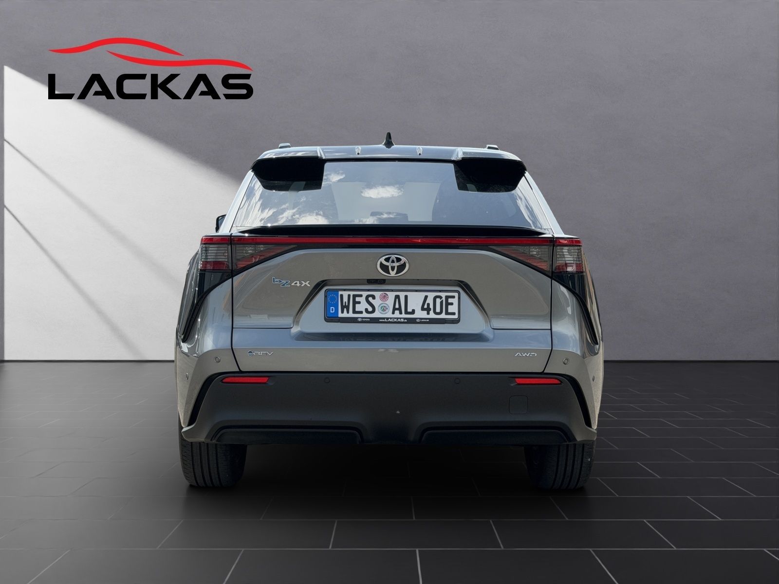 Toyota bZ4X AWD Lounge Sky & Sound 252kW 73kWh PANO JBL foto 4
