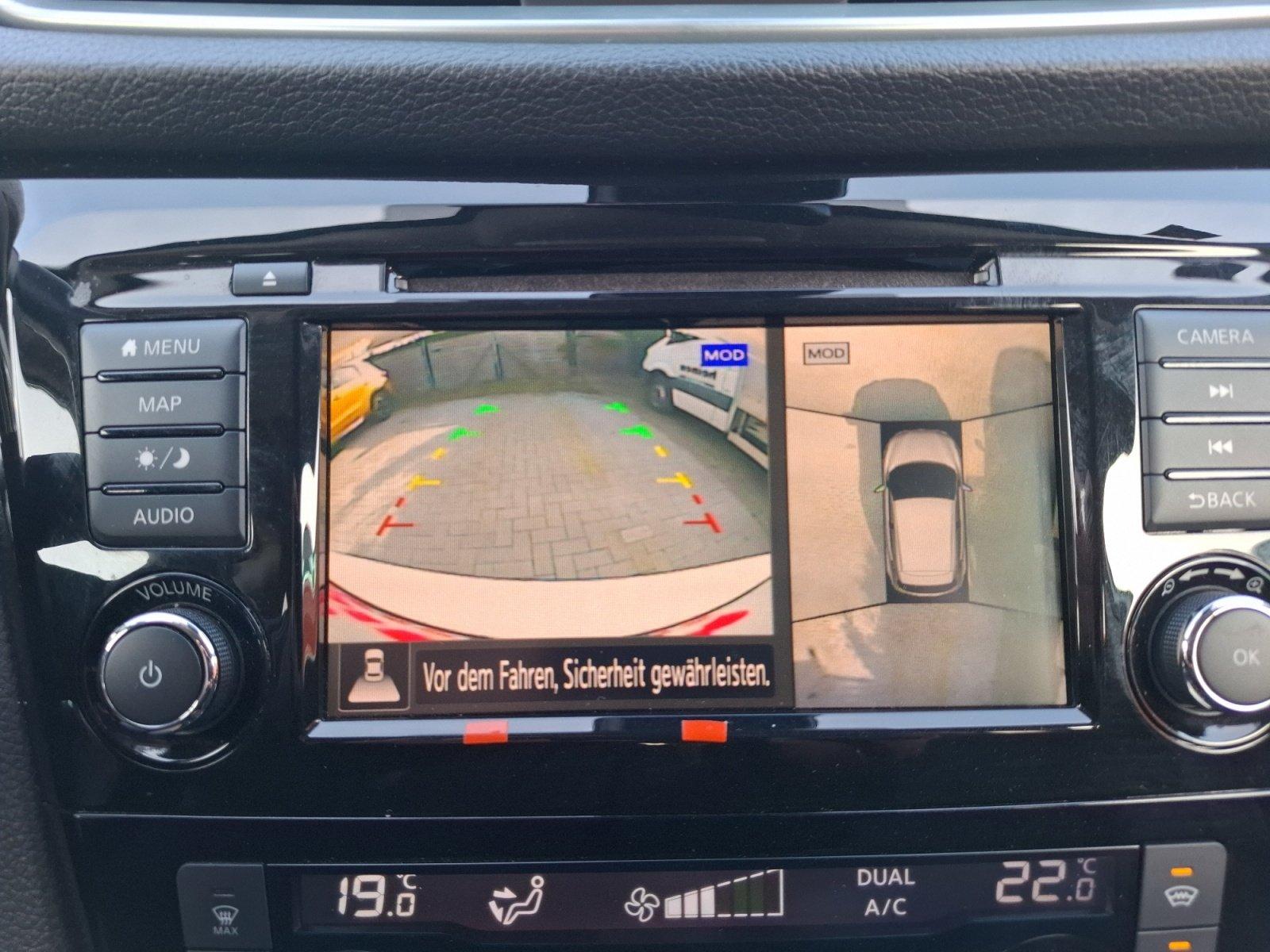 Nissan Qashqai 1.3 DIG-T N-Connecta NAVI AROUND-VIEW 17