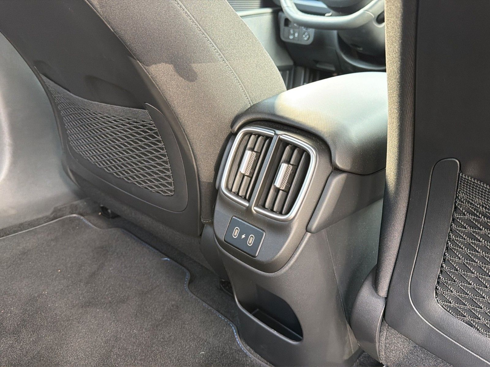 Hyundai IONIQ 6 – Bild 22