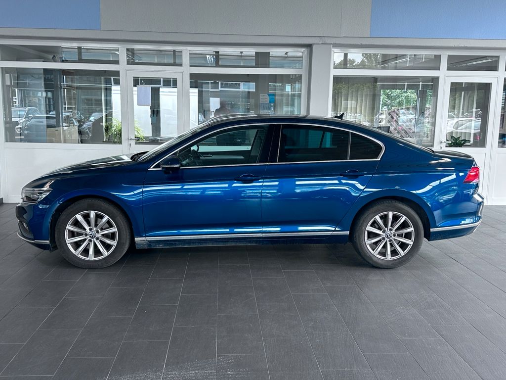 Image of Volkswagen Passat