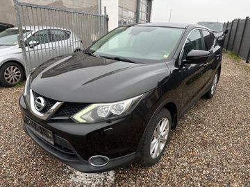 Nissan Qashqai - 1