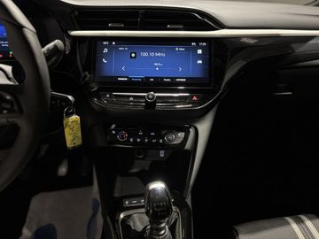 Fotografie 18 des Opel Corsa 1.2 Direct Injection Turbo GS