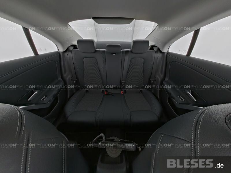 MERCEDES-BENZ CLA 180 – Bild 9