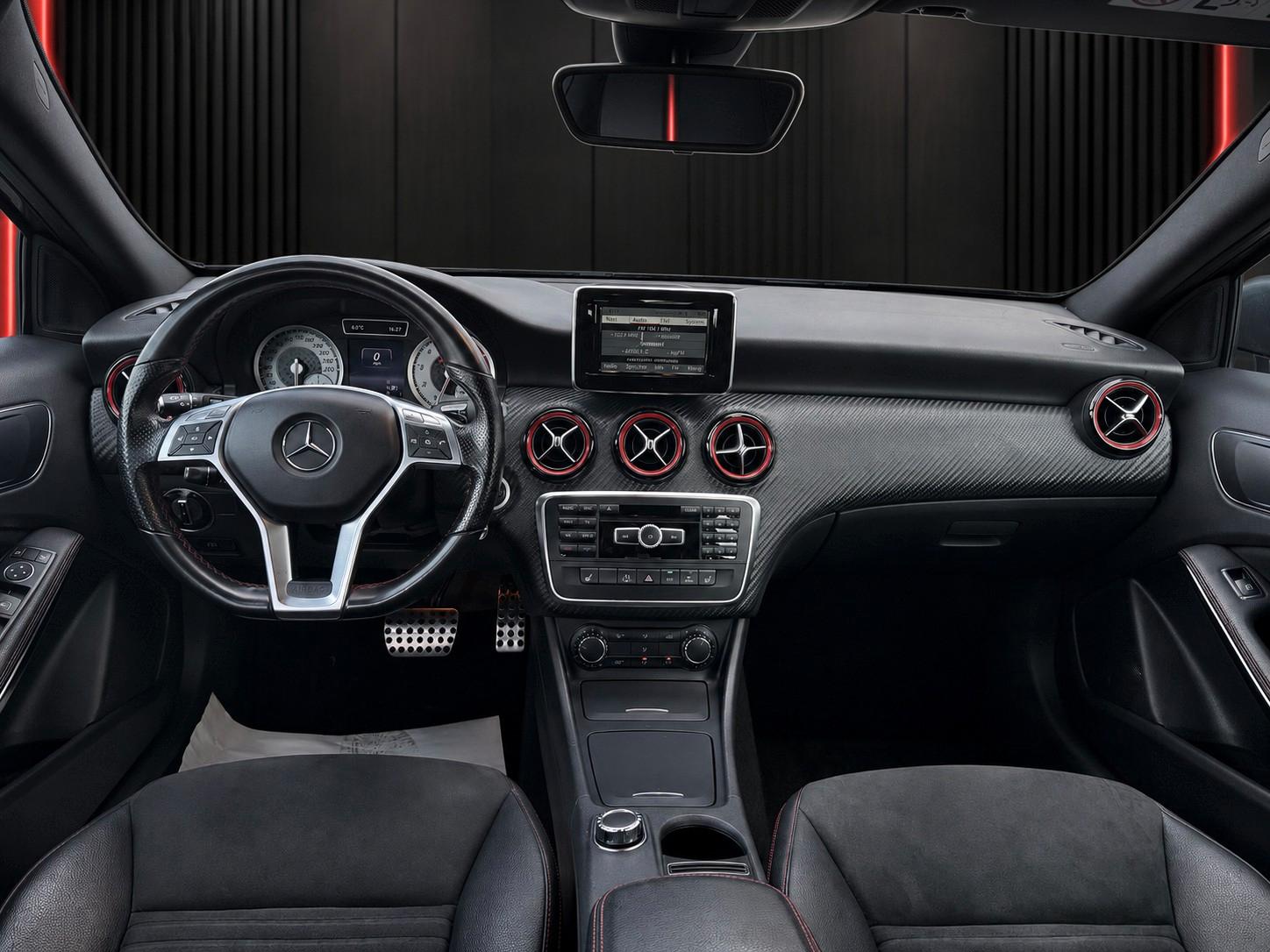 Mercedes-Benz A 250 A A 250 AMG Sport