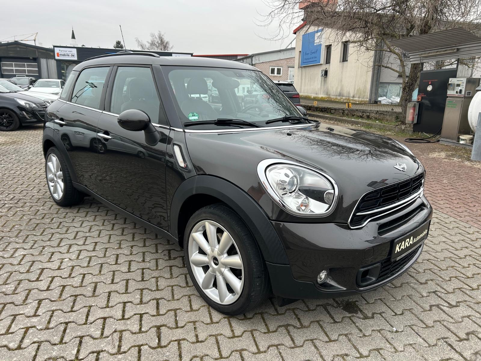 MINI Cooper S Countryman*Navi/Xenon/Leder/Panorama*