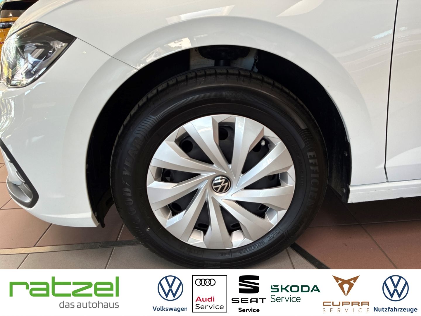 Fahrzeugabbildung Volkswagen Polo VI Life 1.0 Lane Assist App Connect