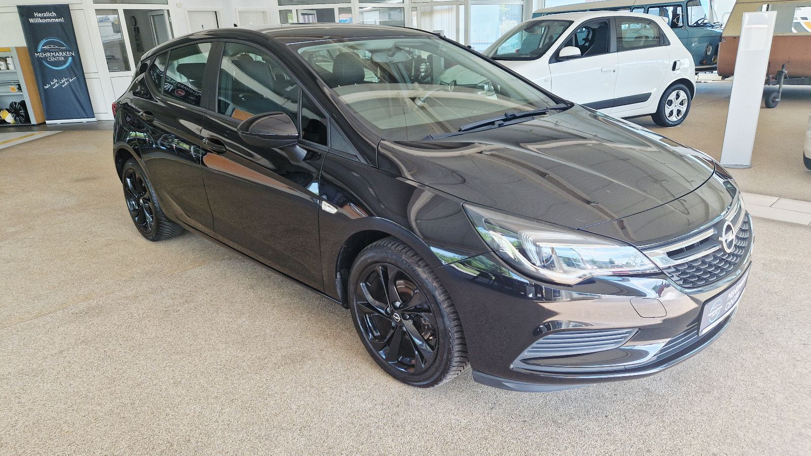 Fahrzeugabbildung Opel Astra 1.4 Turbo Active 92kW