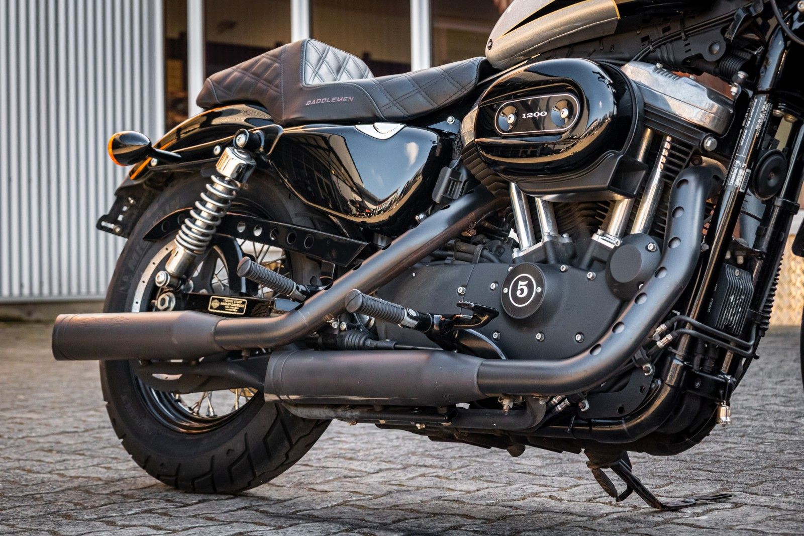 Fahrzeugabbildung Harley-Davidson XL1200X SPORTSTER FORTY-EIGHT - Remus -